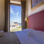 Margherita 4*