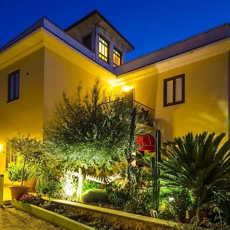 Couette-café Margherita 4*